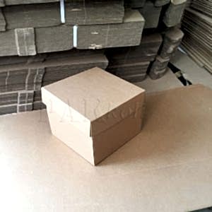 küçük kapaklı kutu